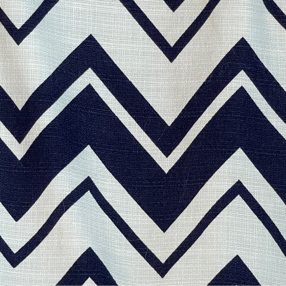 Eliza J Blue Chevron Printed Sheath White Exposed Zip Cocktail Dress Size 4 - Picture 5 of 6